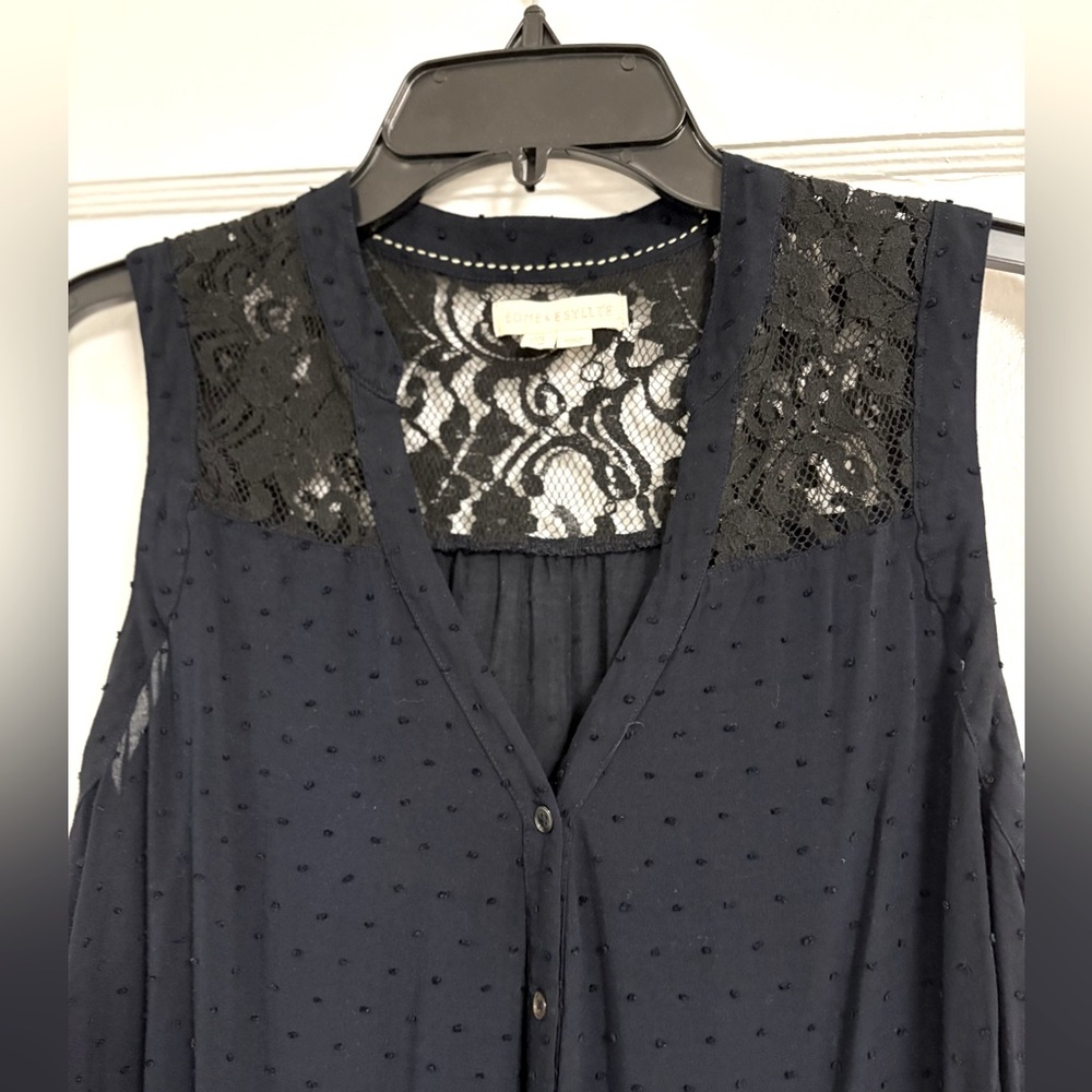 Anthropologie Edme&Esyllte Swiss Dot Lace Sleeveless Top size 6 Navy blue Black